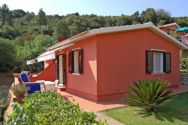 Foto van Appartement in Capoliveri bij zandstranden - Vakantiehuis in Capoliveri - ExteriorSummer