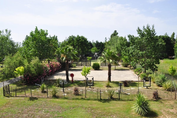Foto van Vias Caravan Park Camping voor 6 personen - Vakantiehuis in Vias-Plage - ParkFacilities
