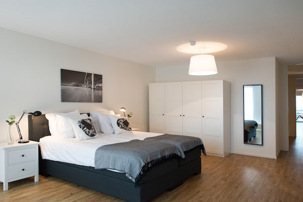 Foto van Appartement in Scheveningen aan de Haven - Vakantiehuis in Den Haag - BedRoom
