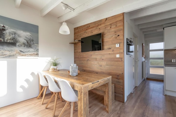 Foto van Duinland 247 moderne bungalow voor 6 personen - Vakantiehuis in Sint Maartenszee - DiningRoom