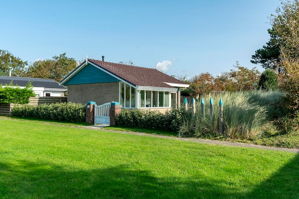 Foto van Garnekuul 90 Bungalow met tuin, Callantsoog - Vakantiehuis in Callantsoog - ExteriorSummer