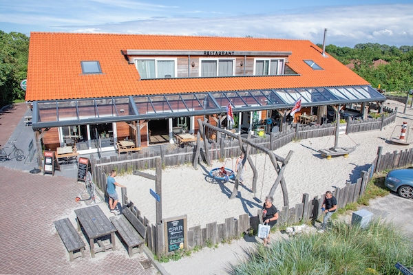 Foto van Centraal gelegen Bungalow op Texel - Vakantiehuis in Den Burg - AreaSummer1KM