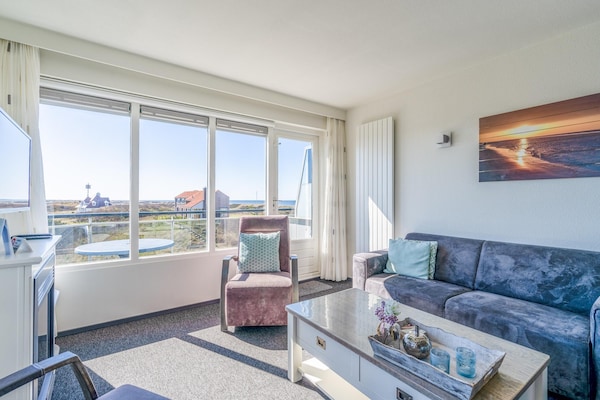 Foto van 4 Persoons appartement met eiland-zeezicht - Vakantiehuis in De Koog - LivingRoom