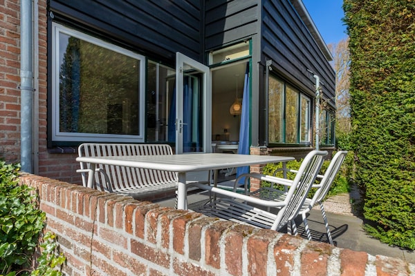 Foto van Vakantiehuis in Zoutelande bij zonnig strand - Vakantiehuis in Zoutelande - TerraceBalcony