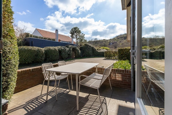 Foto van Vakantiehuis in Zoutelande bij zonnig strand - Vakantiehuis in Zoutelande - GardenSummer