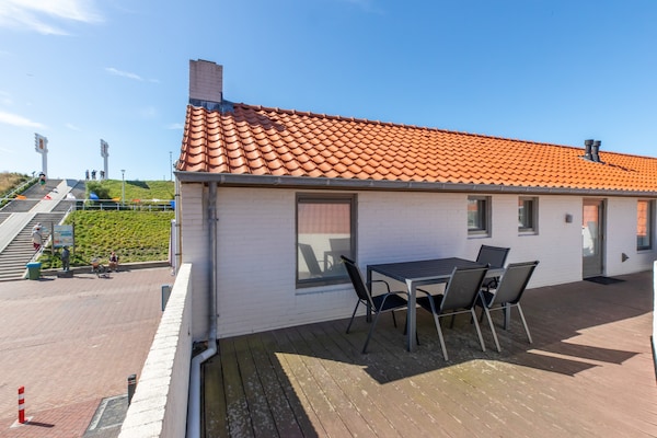 Foto van Kustcomfort in Zoutelande - Vakantiehuis in Zoutelande - ExteriorSummer