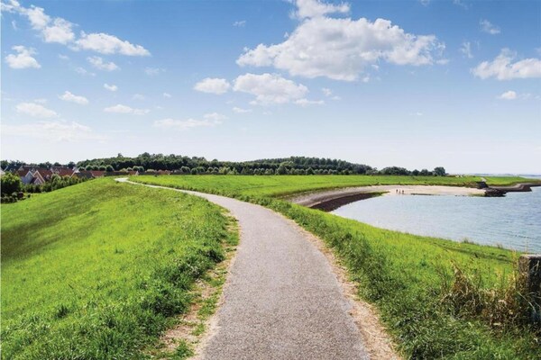 Foto van Comfortabel vakantiehuis met terras - Vakantiehuis in Wemeldinge - AreaSummer20KM