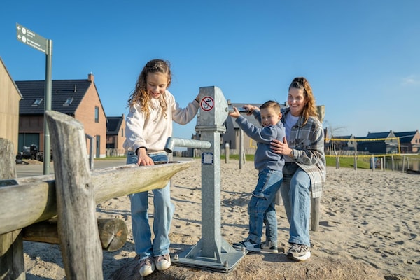 Foto van Villa aan het Veerse Meer met luxe voorzieningen - Vakantiehuis in Wolphaartsdijk - Ambiance