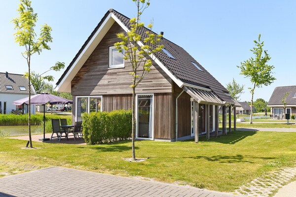 Foto van Verblijf aan het water vlakbij het strand - Vakantiehuis in Nieuwvliet - ExteriorSummer