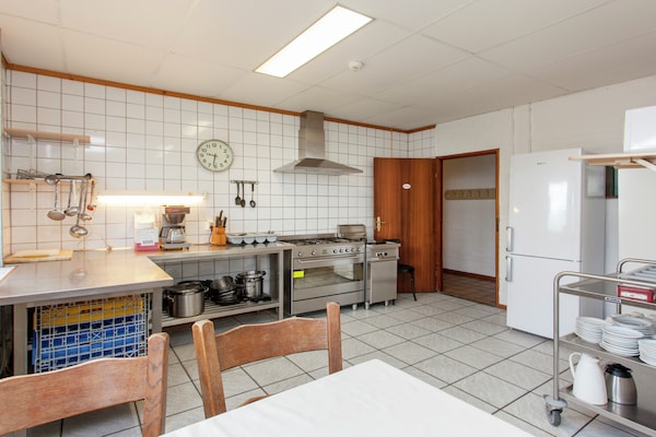Foto van Boerderij in Holwerd bij de Zee - Vakantiehuis in Holwerd - Kitchen