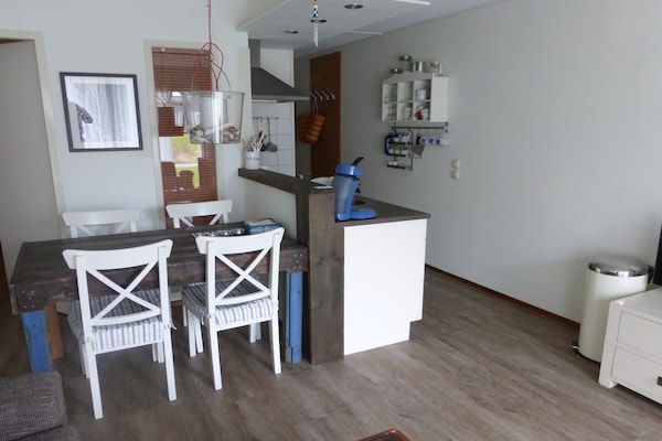 Foto van Appartement in Hollum bij de Zee - Vakantiehuis in Ameland - Kitchen