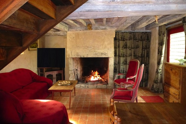 Foto van Landhuis bij Mont St. Michel en Contentin - Vakantiehuis in Saint-Lô-d'Ourville - LivingRoom