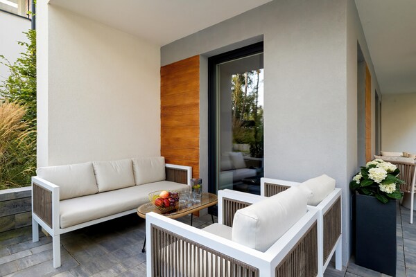 Foto van Comfortabel 2-kamerappartement, binnenzwembad - Vakantiehuis in Pobierowo - TerraceBalcony
