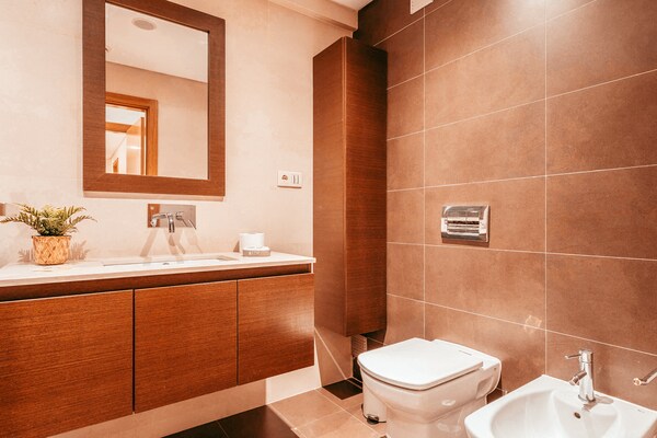 Foto van 2-slaapkamerappartement in Amadora - Vakantiehuis in Amadora - BathRoom