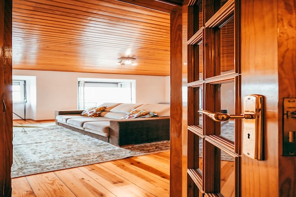 Foto van 1-bed in de buurt van Alfama en Santa Apolónia - Vakantiehuis in Lisboa ciudad - LivingRoom