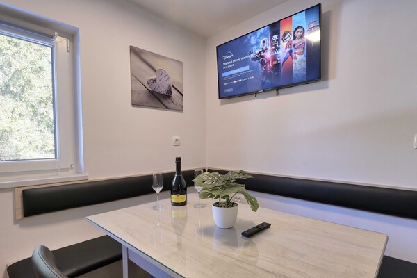 Foto van Cozy and Chic Apartment in Kranjska Gora - Studio Apartment - View